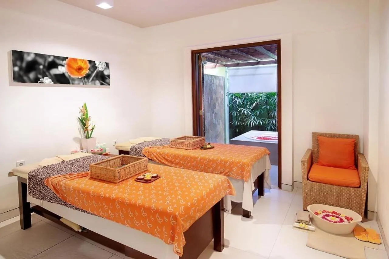 Oyo 90473 Gowin Hotel Kuta  2*, Kuta (Bali)
